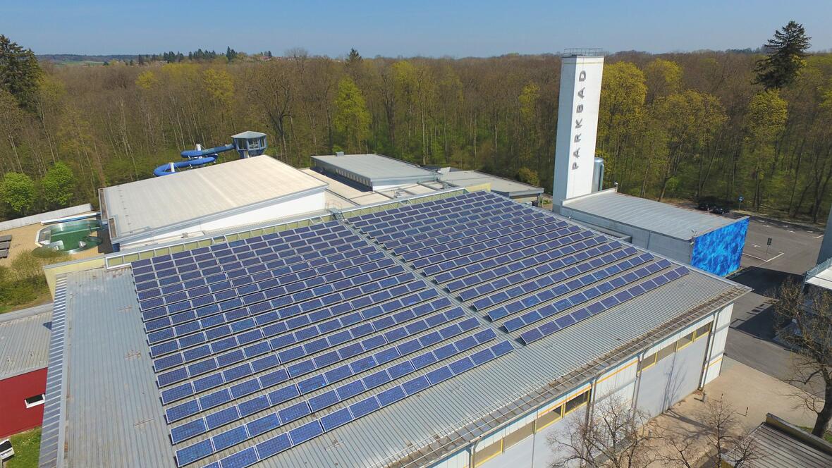 solarmodule-parkhallel