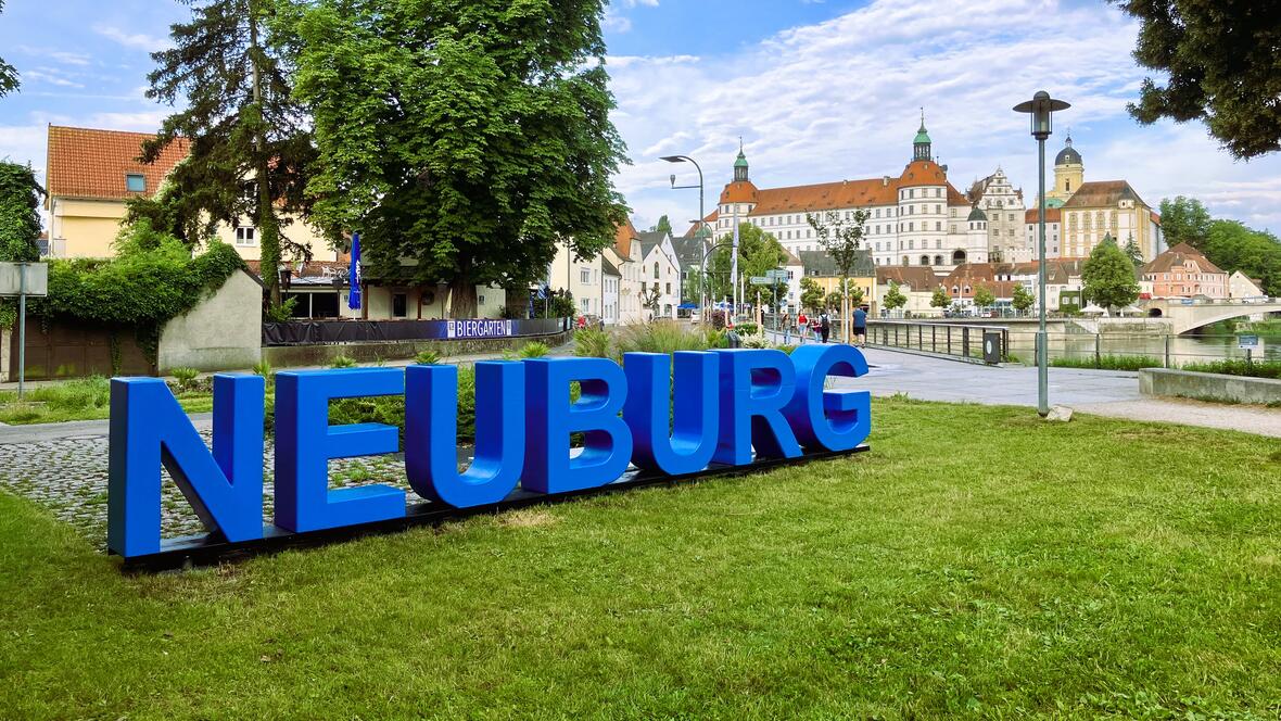 neuburg-buchstaben-zurueck-5