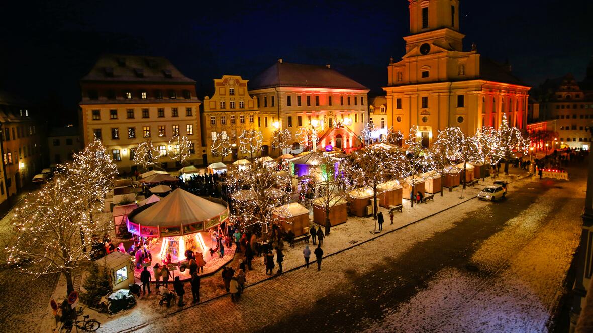 christkindlmarkt_karlsplatz