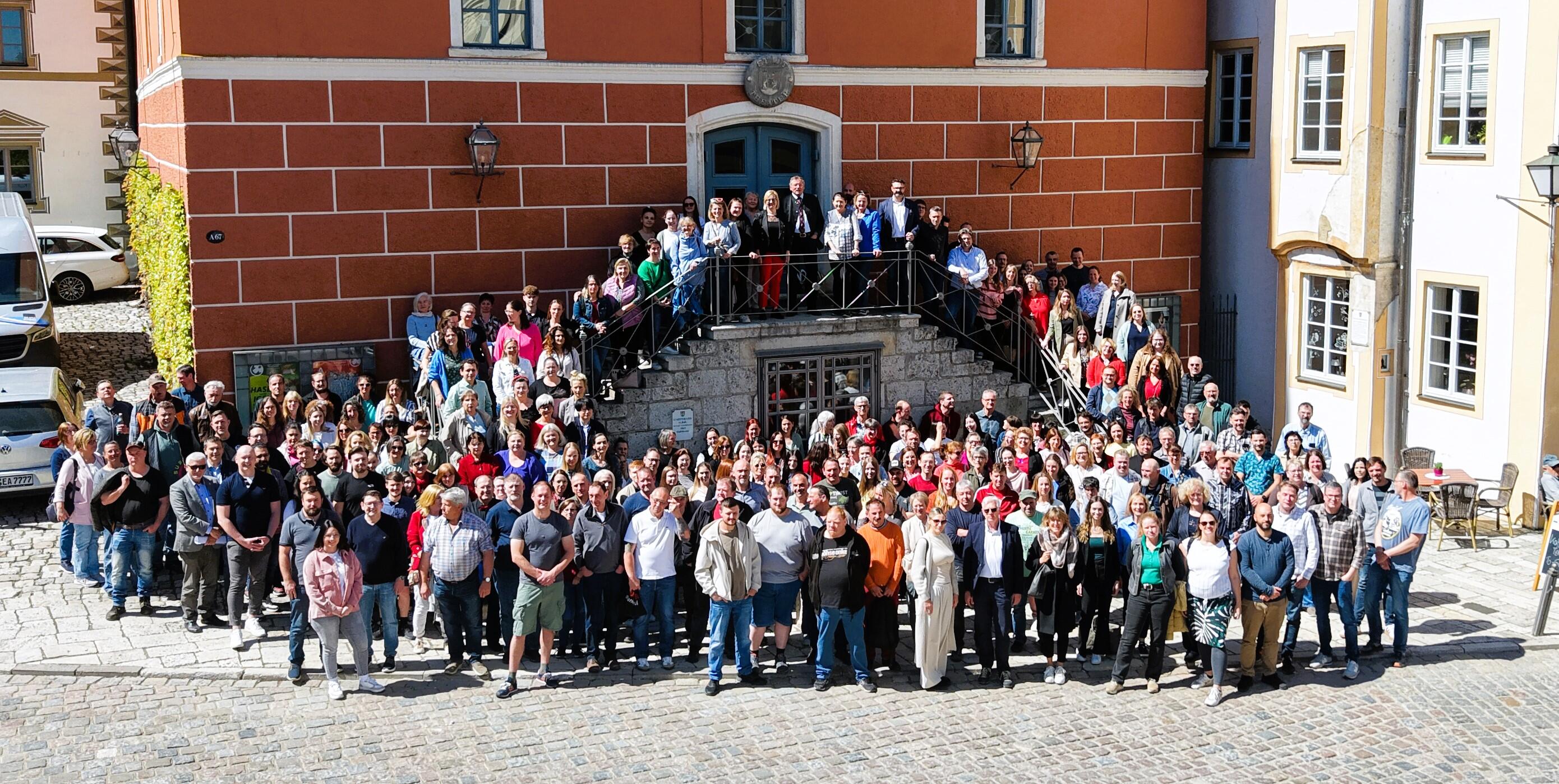 abschlussbild-ob-verabschiedung-23-04-2026