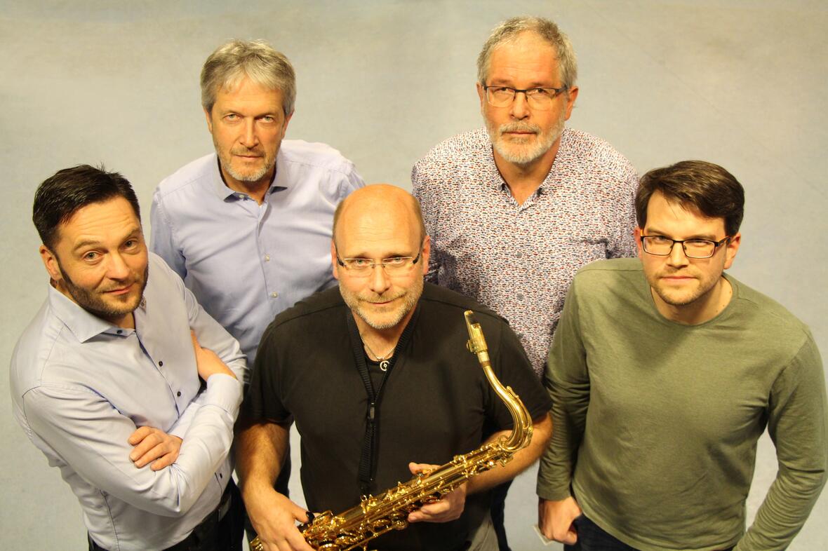 jazzart_bandfoto_red