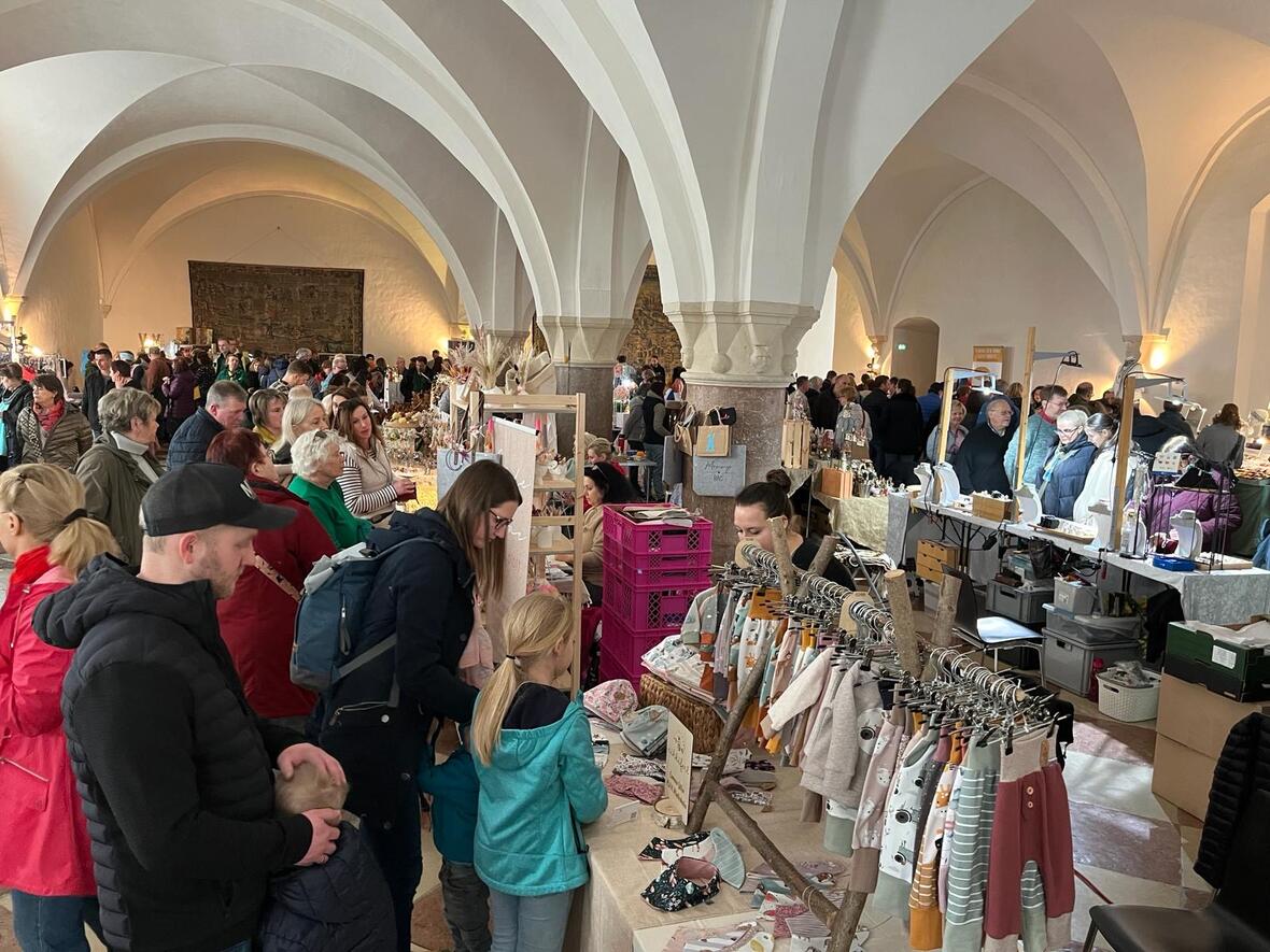 kunsthandwerkermarkt_neuburg